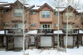 Luxury Townhome 124 I Hot Tub I Great Views I Best Price I FREE Adventures Daily